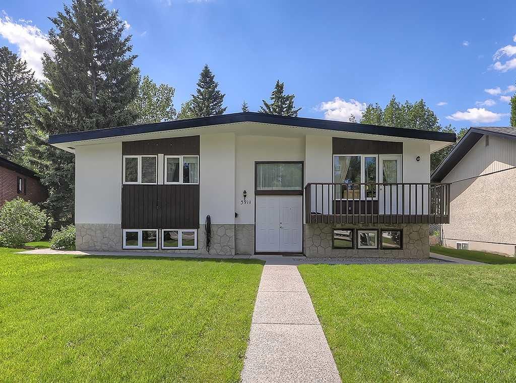 3911 Vincent Drive NW, Calgary — main listing photo
