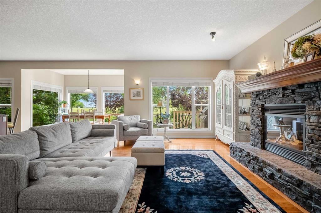 50 Springborough Crescent SW, Calgary — photo 4 of 50