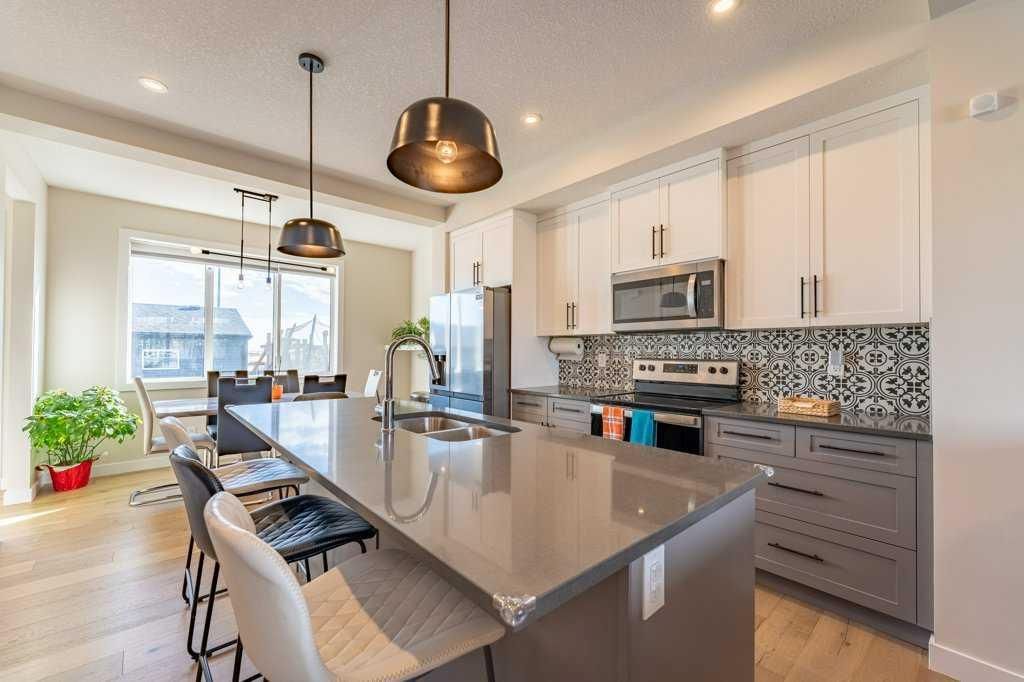 153 Waterford Boulevard, Chestermere — photo 2 of 42