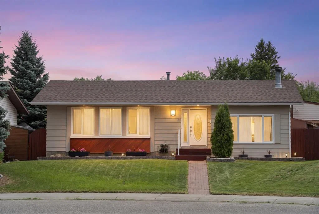 48 Deermont Way SE, Calgary — main listing photo