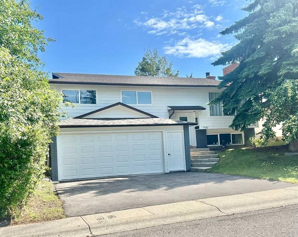 7032 78 Street NW, Calgary — main listing photo