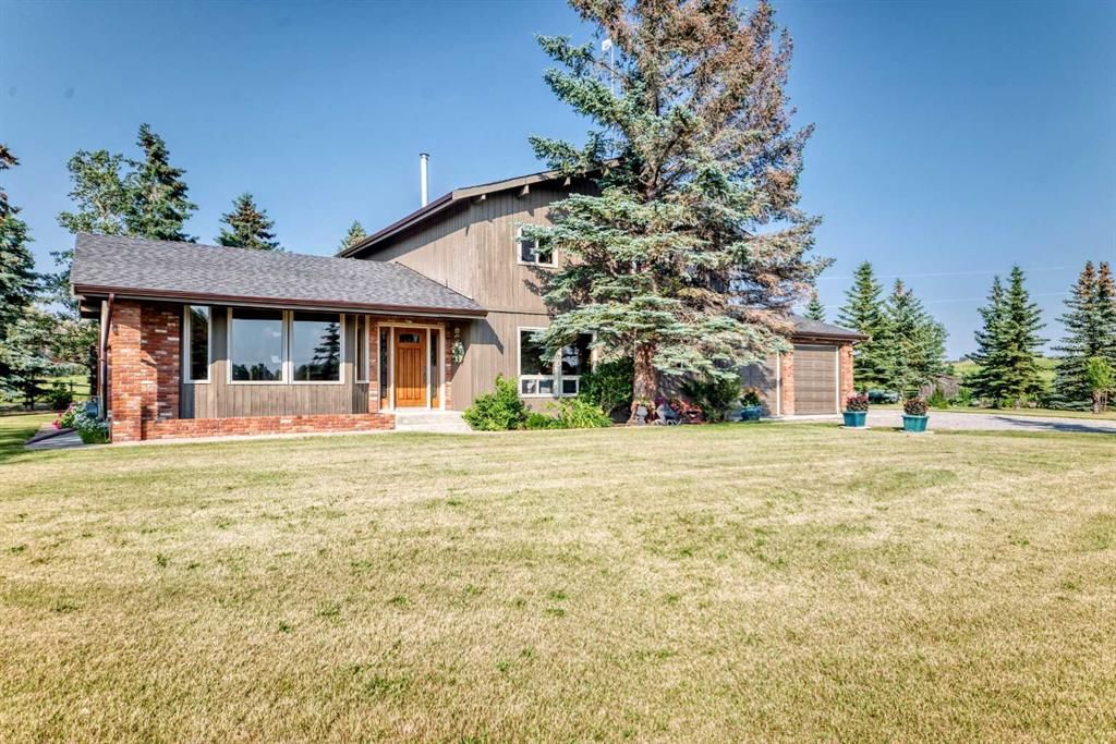 261136 Range Road 33, Rural Rocky View County — photo 4 of 49