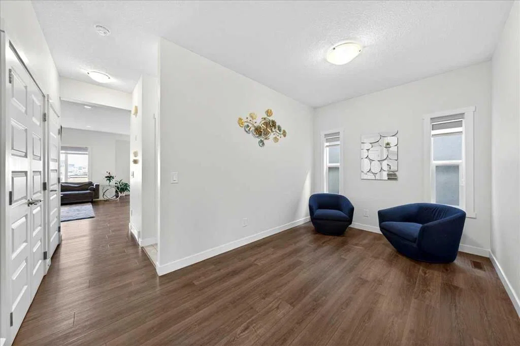 44 Saddlestone Way NE, Calgary — photo 4 of 42