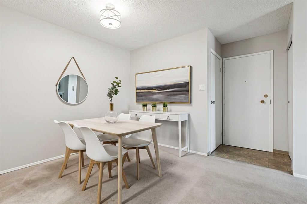 5109, 315 Southampton Drive SW, Calgary — photo 4 of 33