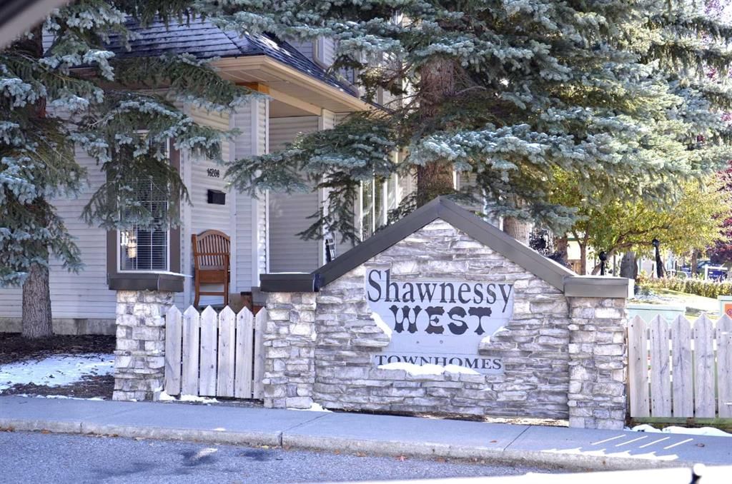 12 Shawbrooke Court SW, Calgary — photo 2 of 48