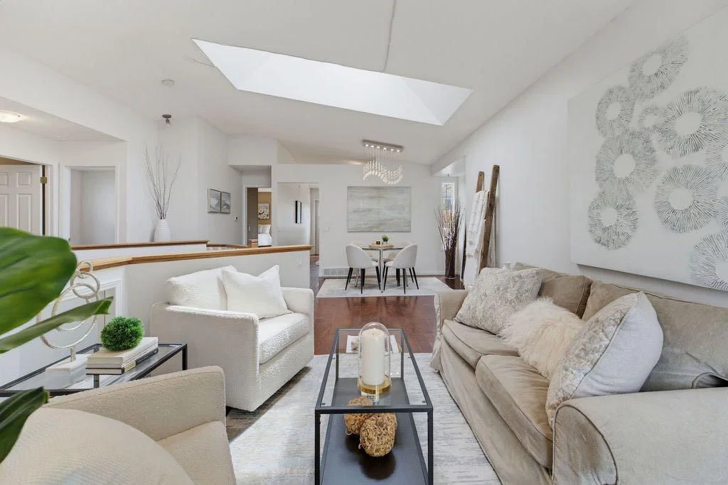 359 Hidden Ranch Place NW, Calgary — main listing photo