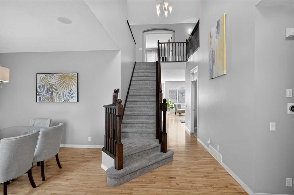 125 Cranleigh Park SE, Calgary — photo 5 of 50