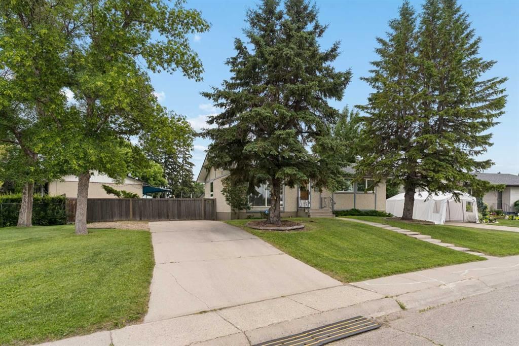 604 Foritana Road SE, Calgary — photo 3 of 39