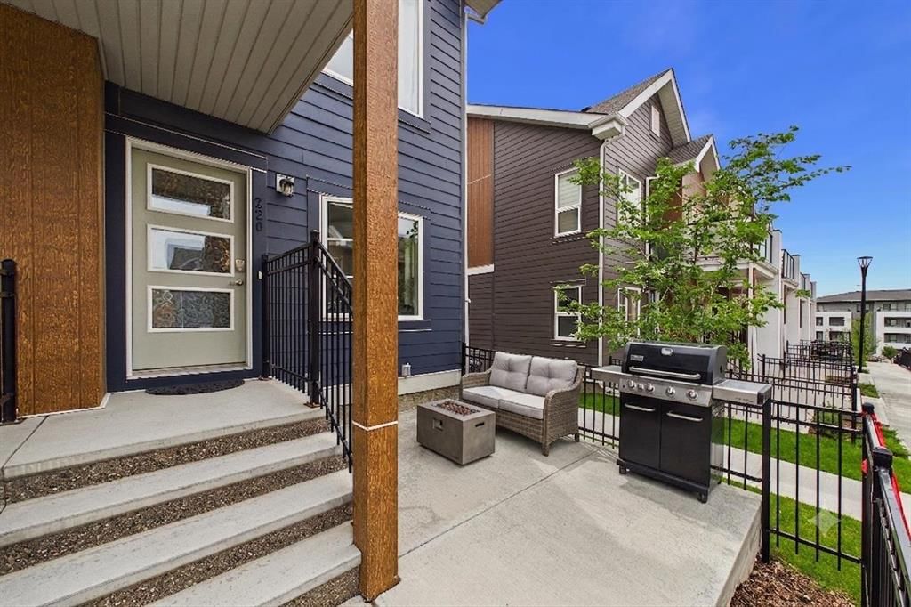 220 Livingston Common NE, Calgary — main listing photo