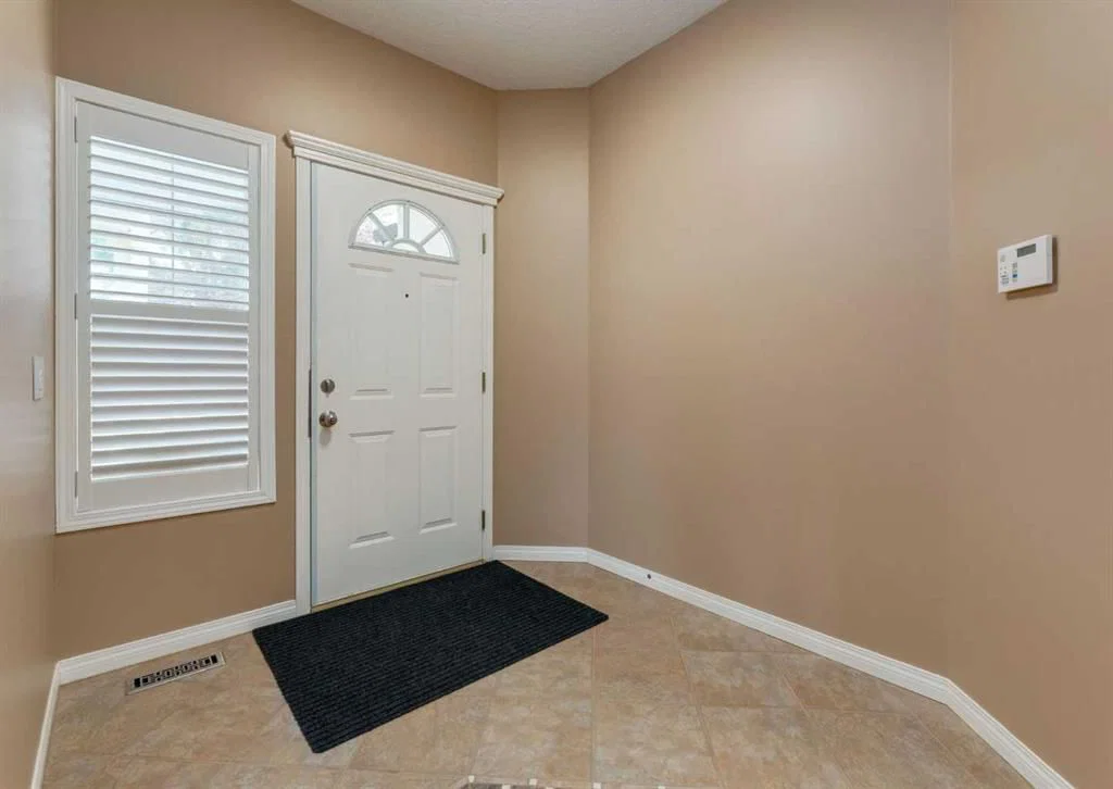 115 Scimitar Heath NW, Calgary — photo 2 of 50