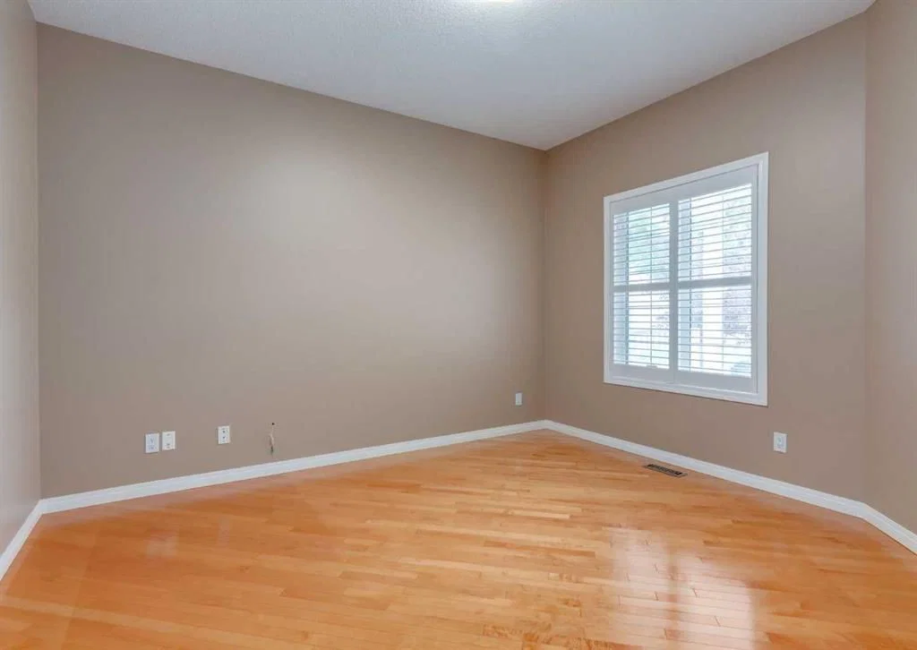 115 Scimitar Heath NW, Calgary — photo 3 of 50
