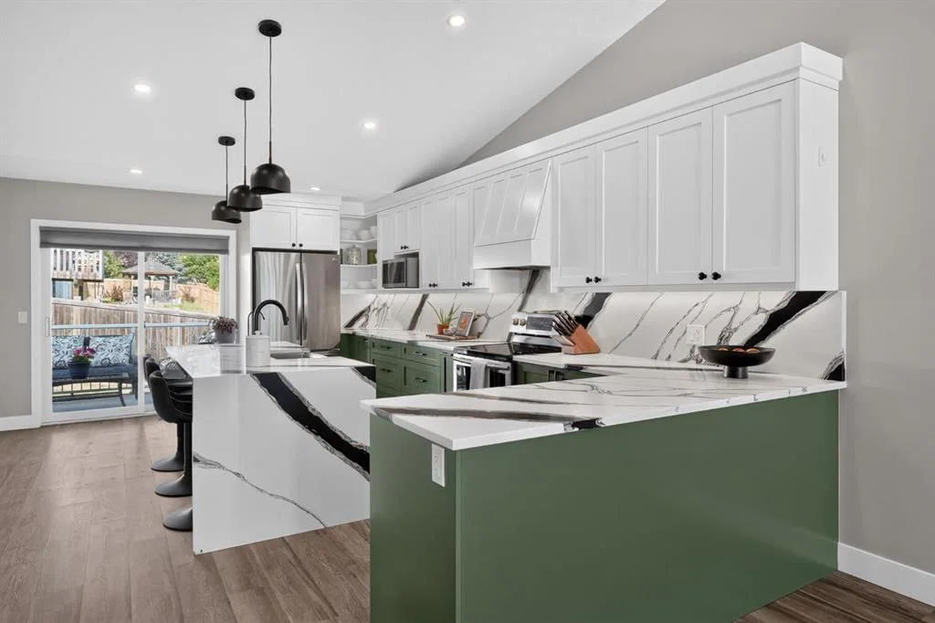 107 Edgevalley Close NW, Calgary — photo 3 of 47