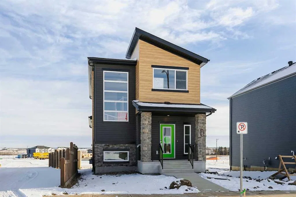 235 Heartwood Grove SE, Calgary — main listing photo