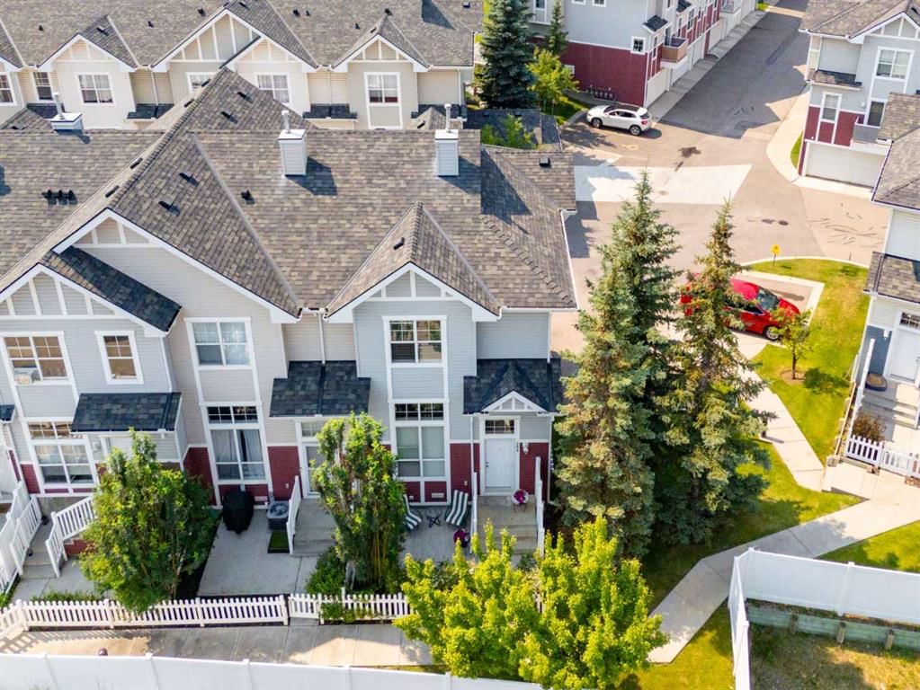 3032 New Brighton Gardens SE, Calgary — main listing photo