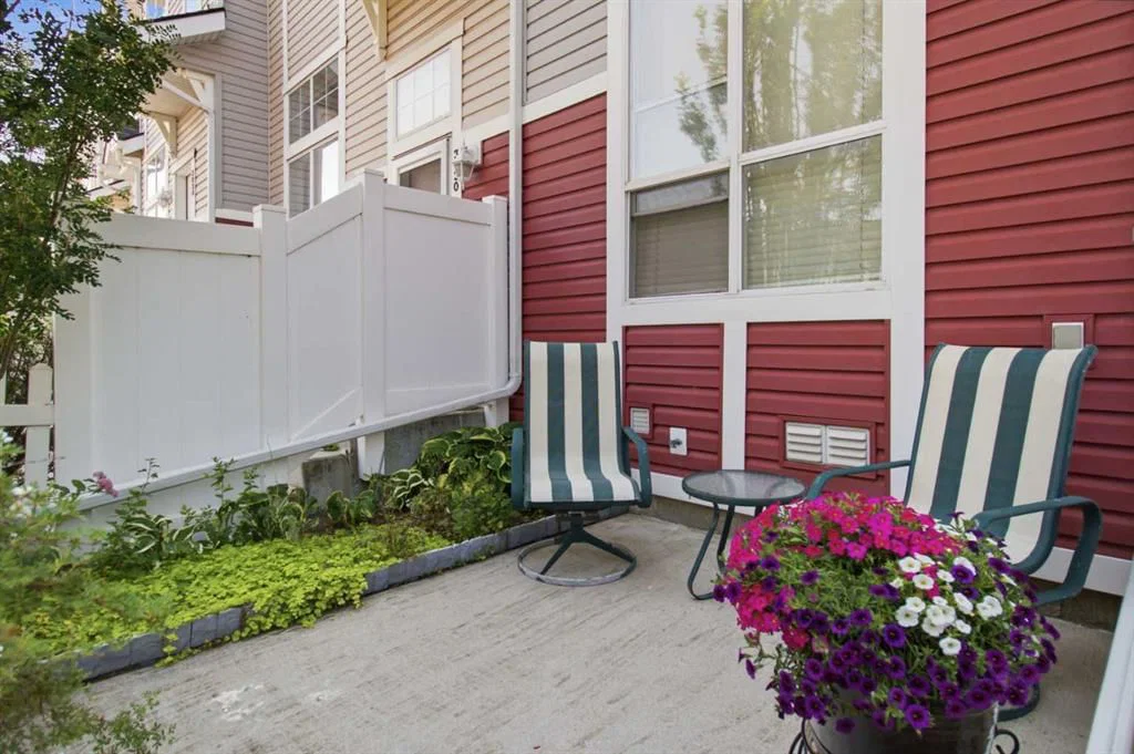 3032 New Brighton Gardens SE, Calgary — photo 3 of 41