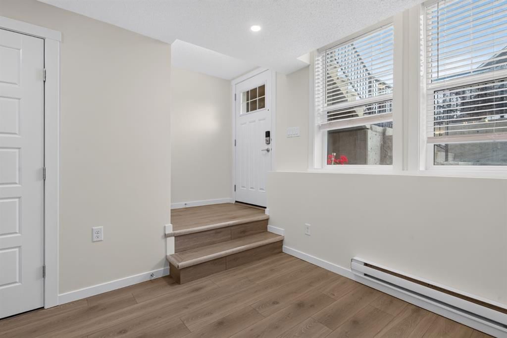 461 Cranbrook Square SE, Calgary — photo 3 of 29