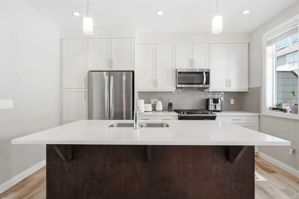 312 Wentworth Row SW, Calgary — main listing photo