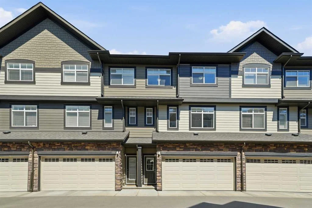 312 Wentworth Row SW, Calgary — photo 2 of 42