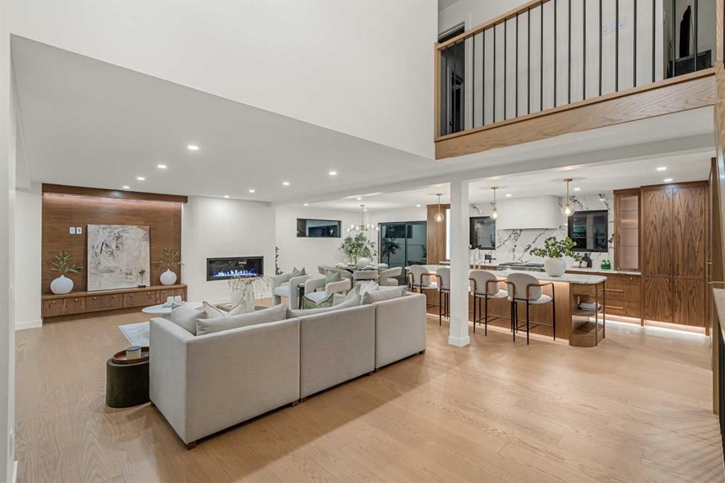 740 Willamette Drive SE, Calgary — photo 4 of 50