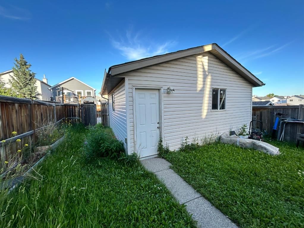 86 Covepark Road, Calgary — photo 3 of 28