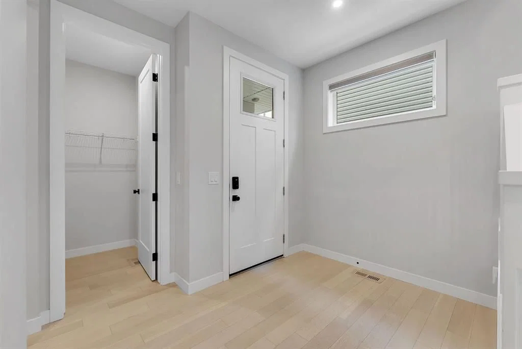 45 Carringsby Landing NW, Calgary — photo 4 of 49