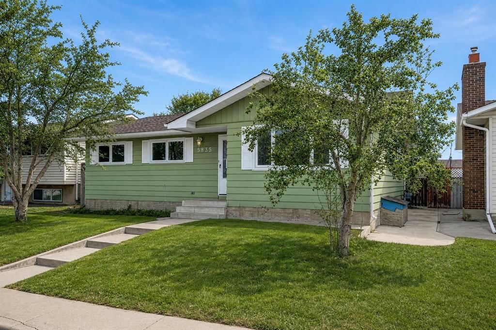 5835 28 Avenue NE, Calgary — photo 2 of 45