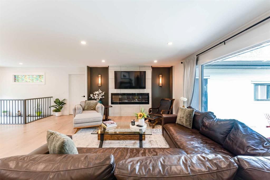 651 Willingdon Boulevard SE, Calgary — photo 4 of 50