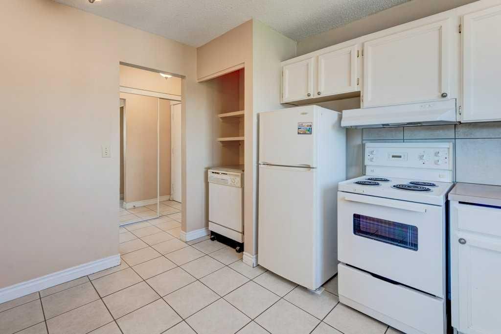 43, 1703 11 Avenue SW, Calgary — photo 4 of 22