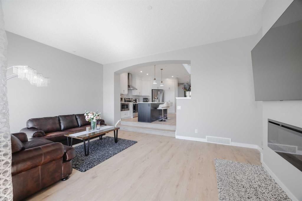 44 Calhoun Common NE, Calgary — photo 2 of 35