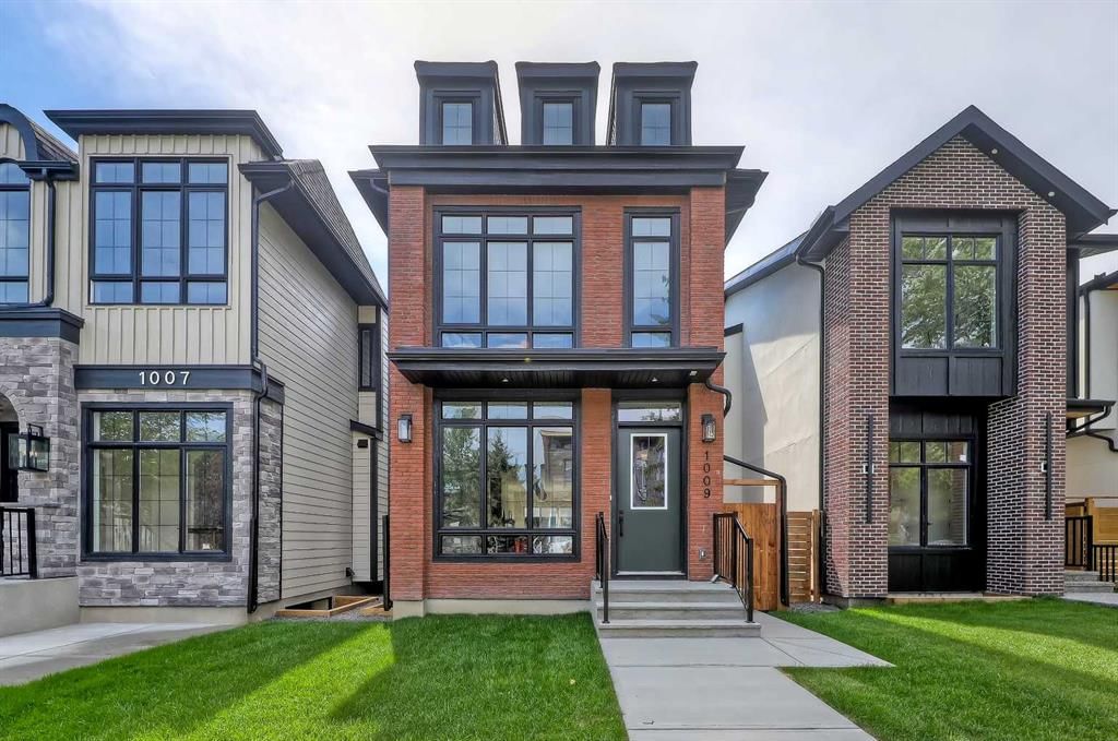 1009 18 Avenue NW, Calgary — main listing photo
