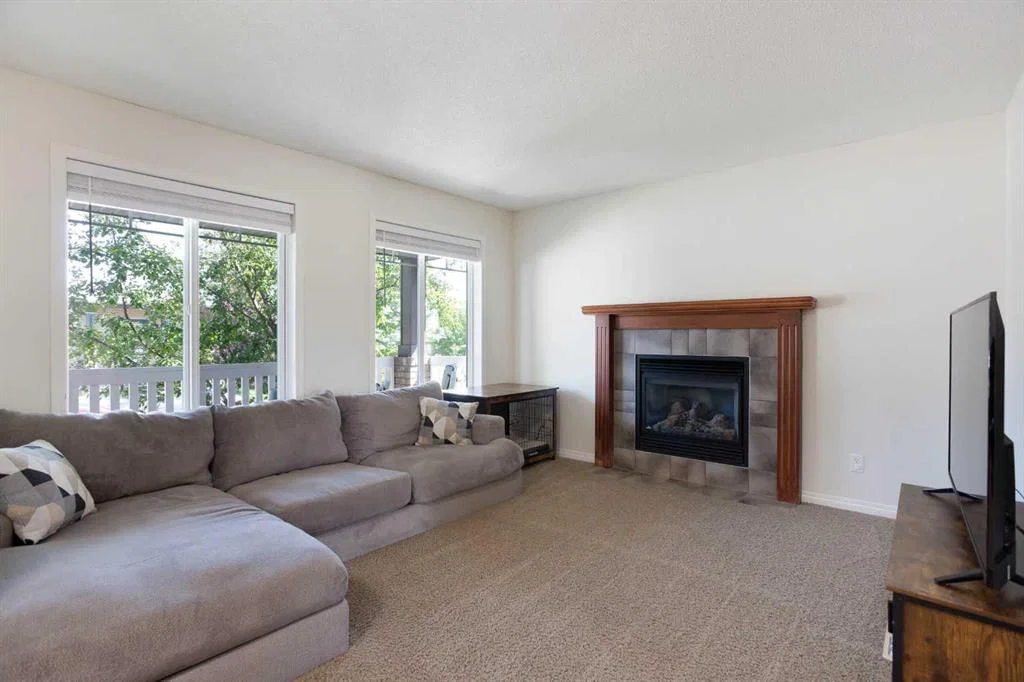 283 Evansdale Way NW, Calgary — photo 3 of 31