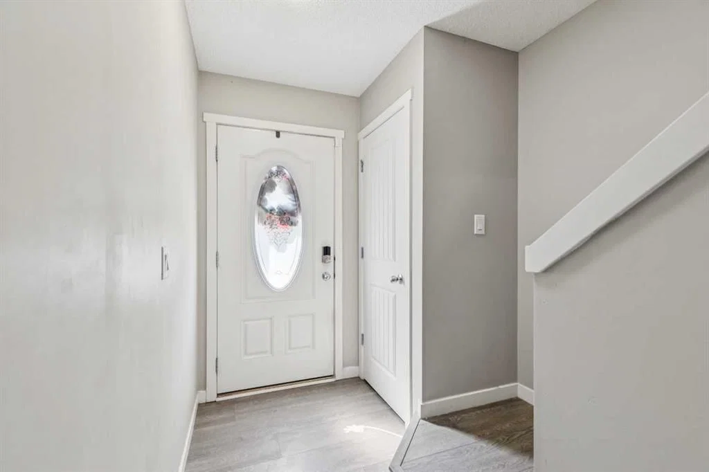 409 Copperpond Landing SE, Calgary — photo 2 of 44