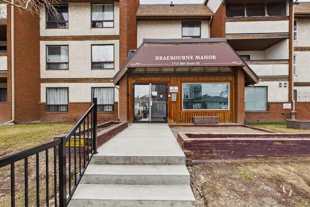 111, 1712 38 Street SE, Calgary — recently sold condo