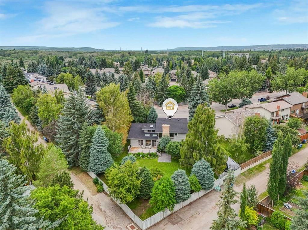9144 Oakmount Drive SW, Calgary — photo 4 of 50