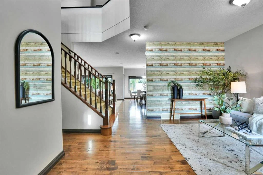 212 Everbrook Way SW, Calgary — photo 3 of 50