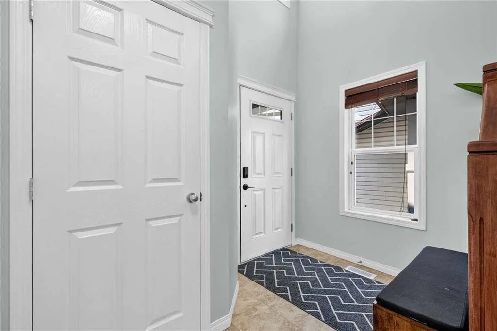 333 Bridleridge View SW, Calgary — photo 3 of 50