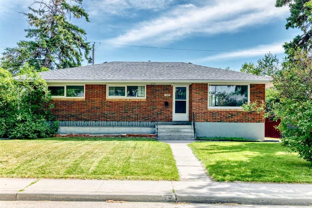 5620 Buckthorn Road NW, Calgary — main listing photo