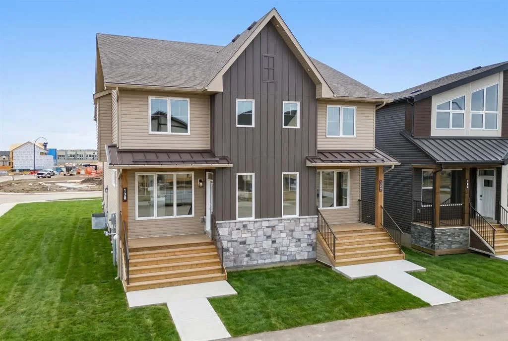 138 Starling Boulevard NW, Calgary — main listing photo