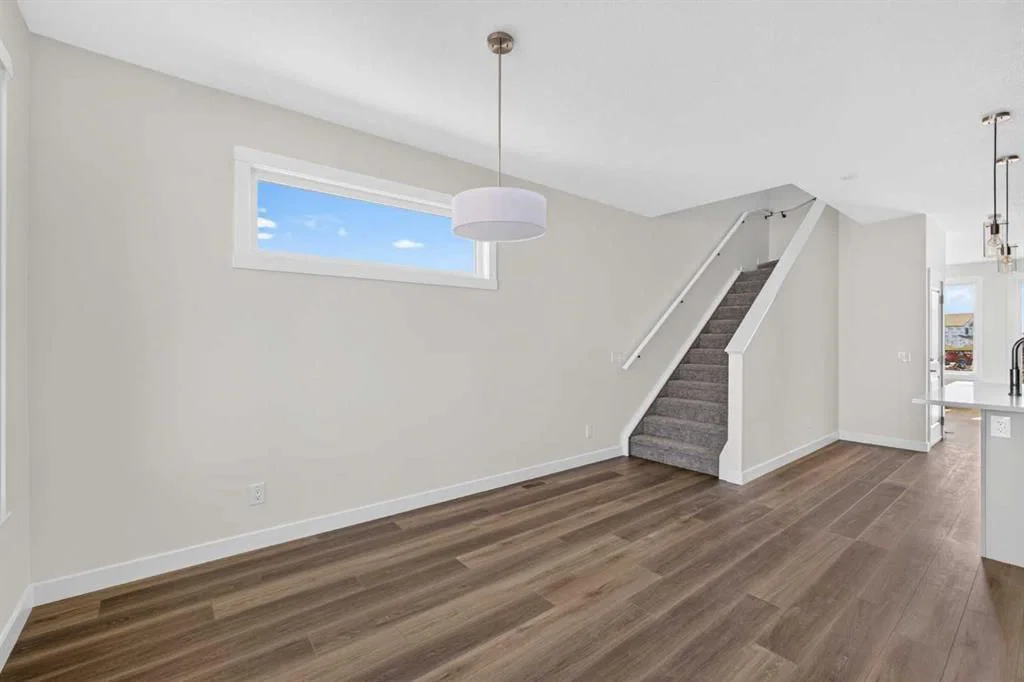 138 Starling Boulevard NW, Calgary — photo 2 of 32
