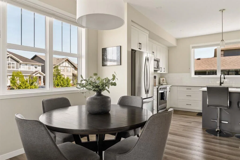 40 Magnolia Parade SE, Calgary — main listing photo