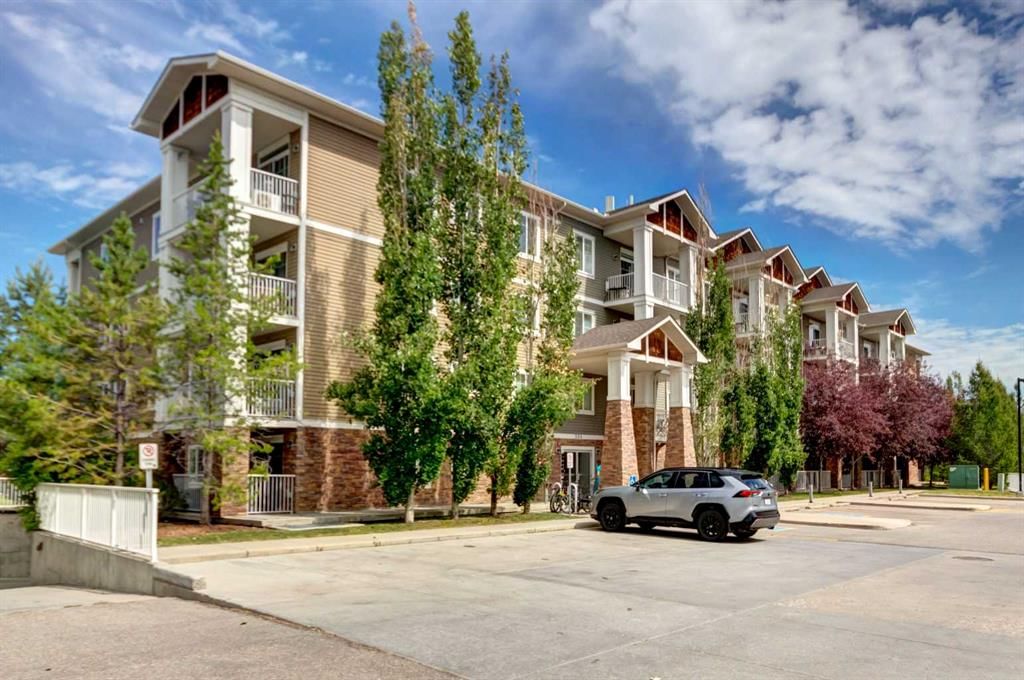 102, 304 Cranberry Park SE, Calgary — main listing photo