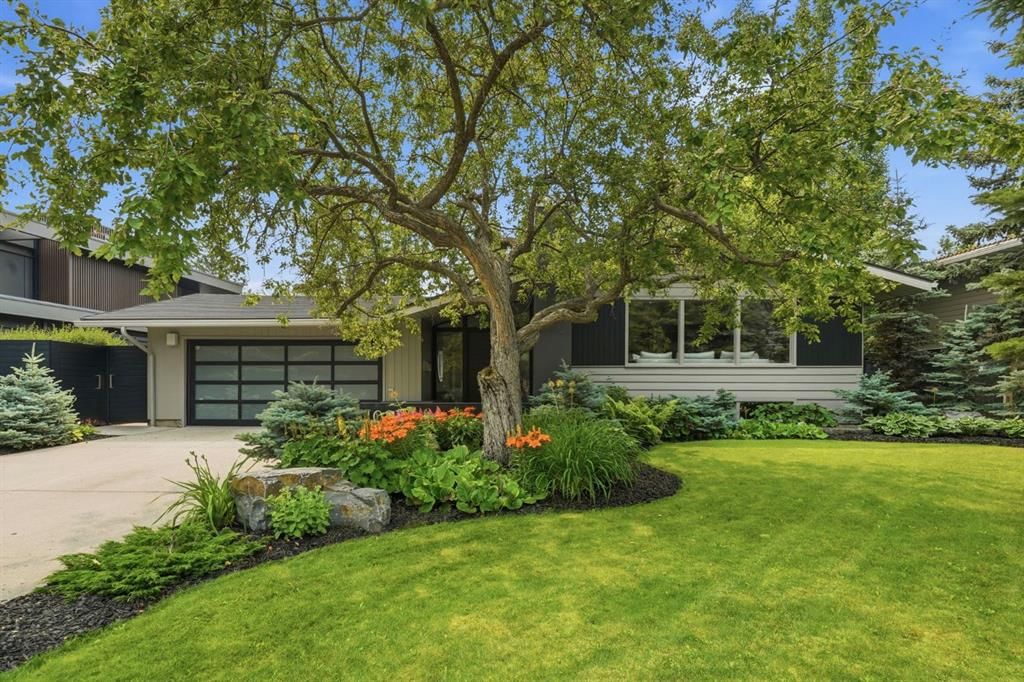 1021 Bel-Aire Drive SW, Calgary — main listing photo