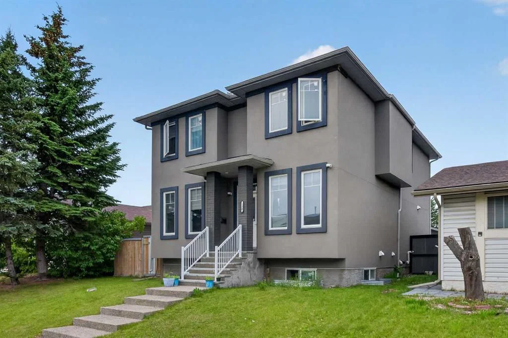 120 Castlegrove Road NE, Calgary — photo 2 of 50