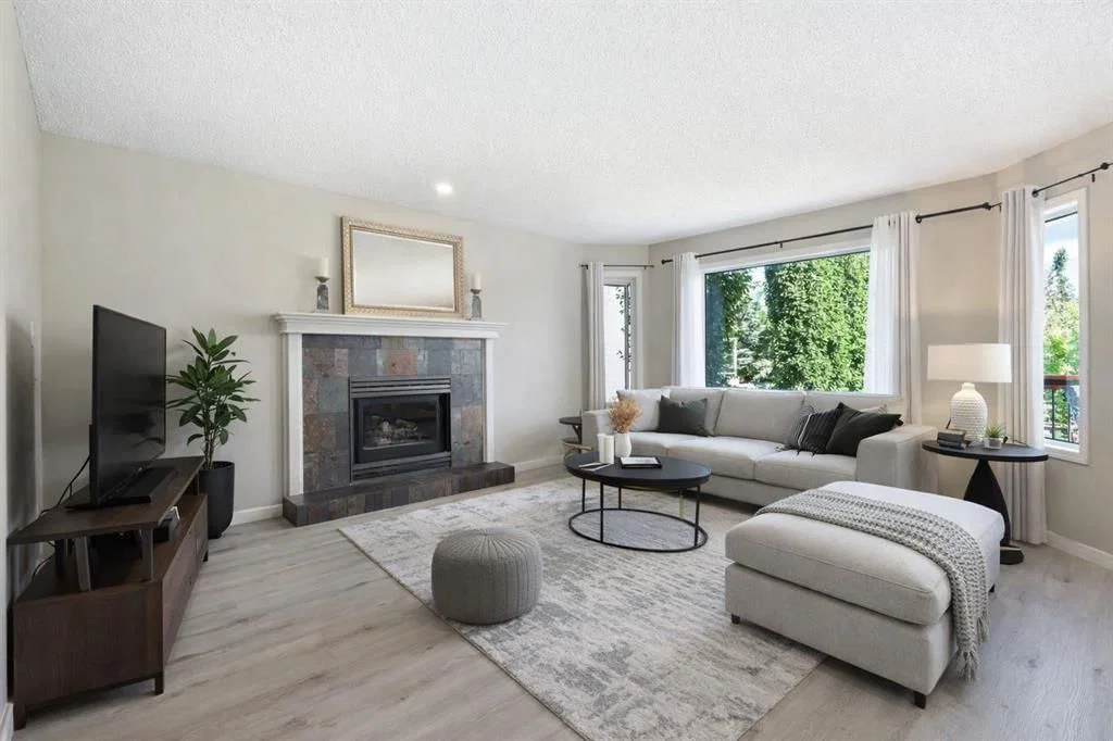 151 Citadel Close NW, Calgary — photo 3 of 48