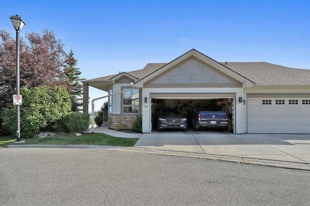 147 Springbank Villas SW, Calgary — photo 2 of 43