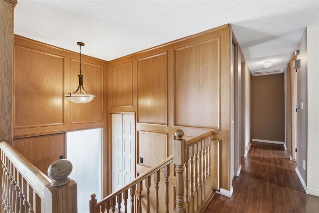 160 Marbrooke Circle NE, Calgary — photo 3 of 50