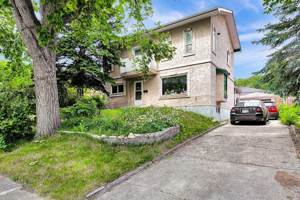 6 Tipton Place NW, Calgary — main listing photo