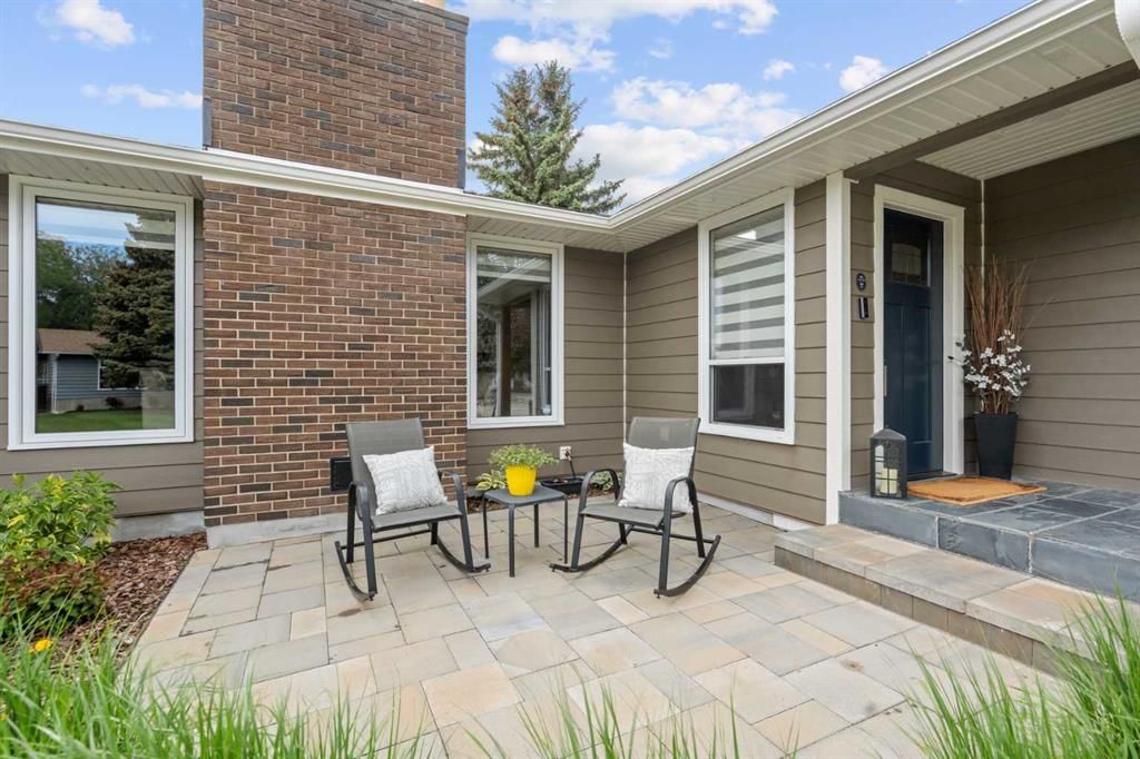 260 Parkview Place SE, Calgary — photo 3 of 50