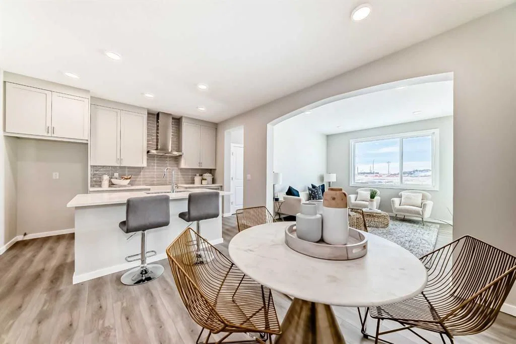 136 Heirloom Street SE, Calgary — photo 2 of 35