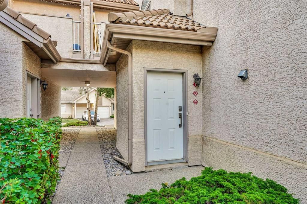 109 Patterson View SW, Calgary — photo 2 of 35